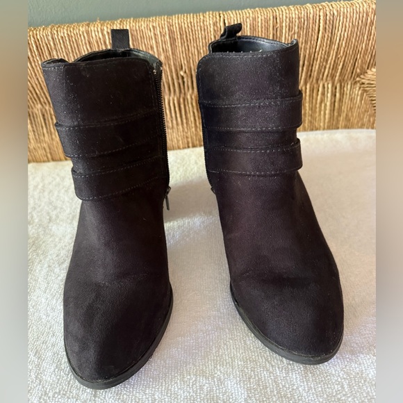 Express Black Ankle Boots - Picture 2 of 7